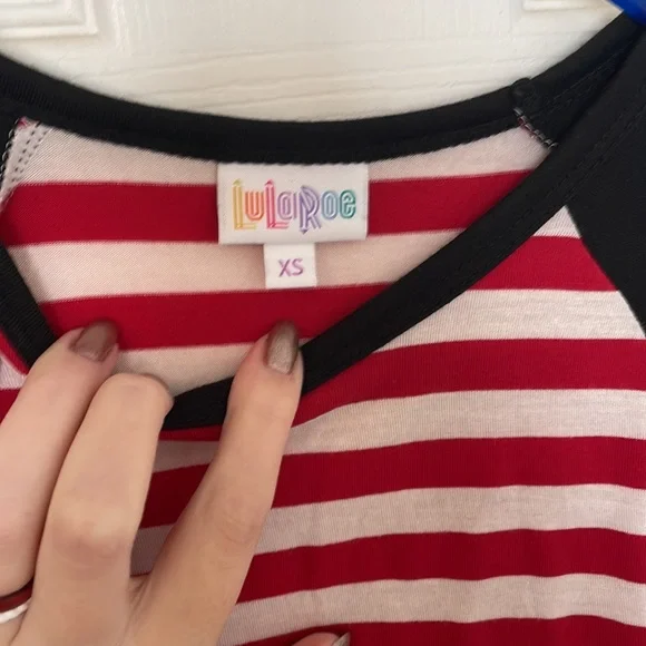 Lularoe Randy top - Picture 2 of 3